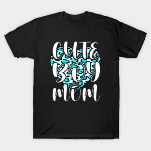 Cute Boy Mom Leopard Heart Mother's Day Boy Mama Mom T-Shirt